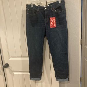 NWT Levi signature jeans women’s size 16